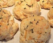 Red Lobster CHEDDAR BAY BISCUITS 2